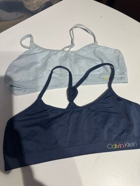 Calvin Klein Light Blue & Navy Seamless Racerback Bralettes girls